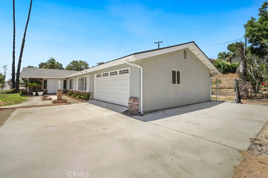 5485 Golden West Avenue, Riverside, CA 92509 - #2