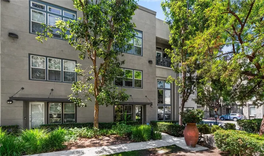 223 N Bush, Santa Ana, CA 92701 - #2
