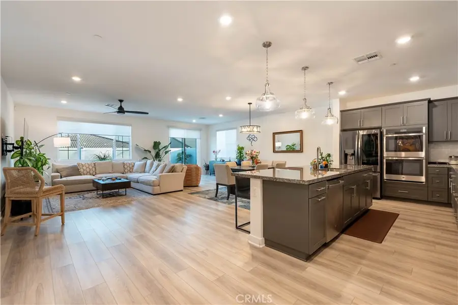 565 Hudson Way, Rialto, CA 92377 - #3
