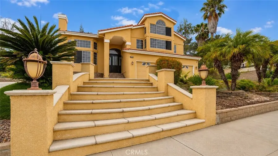 3243 Yardley, Simi Valley, CA 93063 - #2