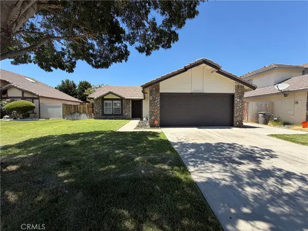 23521 Via Chantilly, Valencia, CA 91355