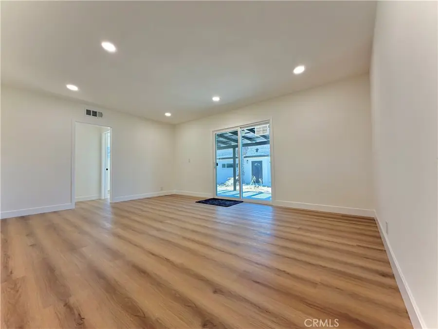 682 E La Verne Avenue, Pomona, CA 91767 - #3