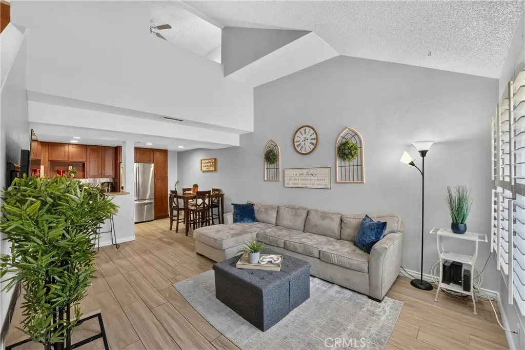 435 W 9th #B3, Upland, CA 91786 - #1