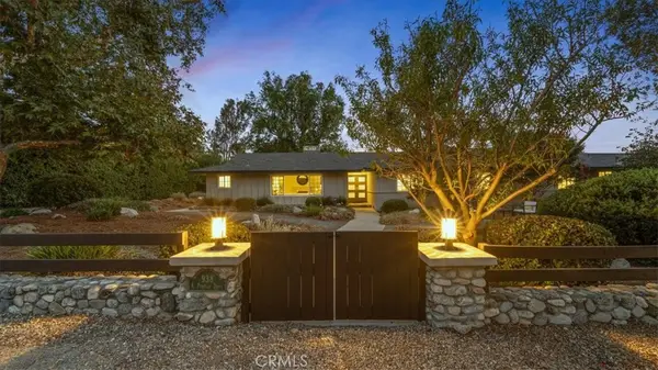 938 E Pomello Drive, Claremont, CA 91711