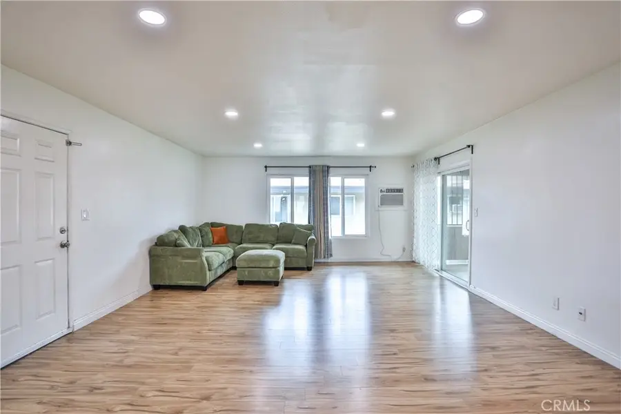 2018 Las Vegas #4, Pomona, CA 91767 - #3