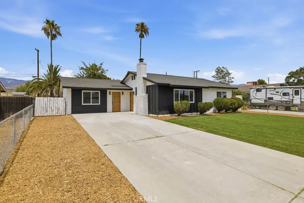 27176 Hibiscus, Highland, CA 92346 - #1