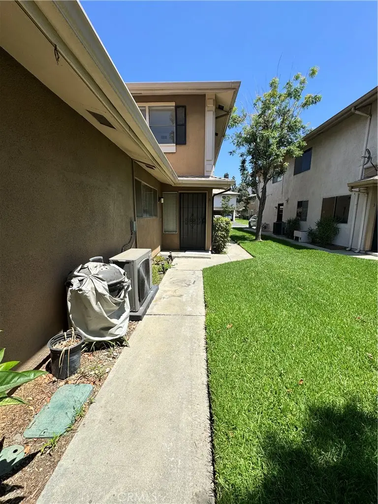 989 W Sierra Madre, Azusa, CA 91702 - #2