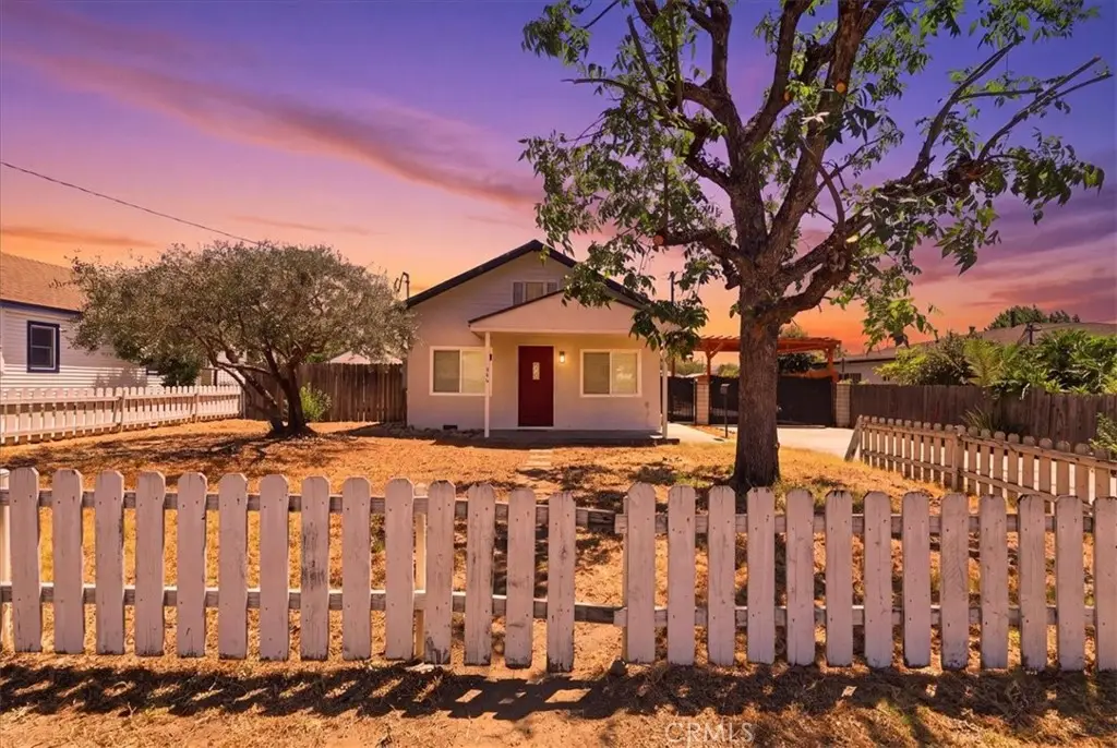 846 N 4th Avenue, Upland, CA 91786 - #1