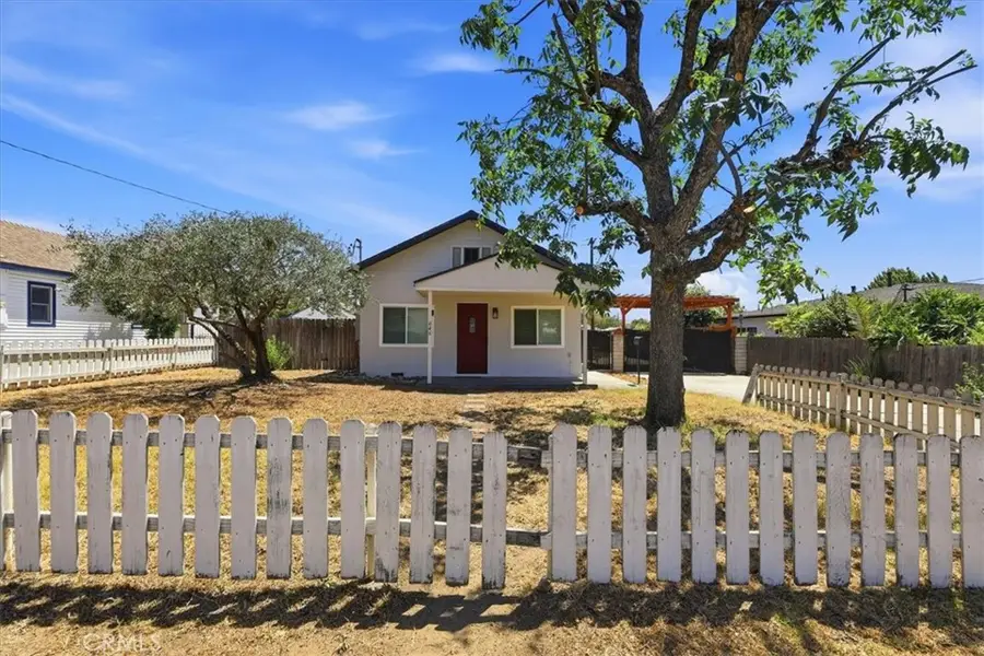 846 N 4th Avenue, Upland, CA 91786 - #2