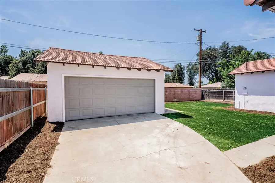 2586 Prospect Avenue, Riverside, CA 92507 - #2