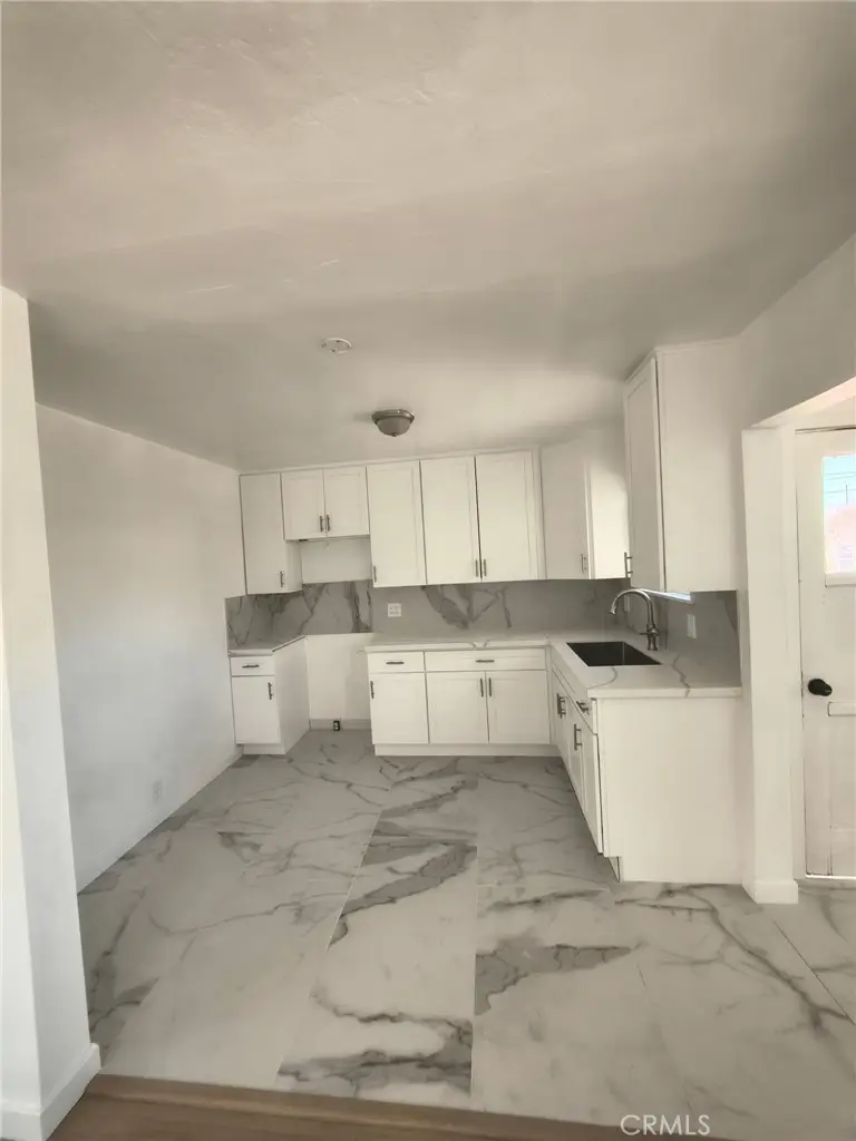 309 Wilshire Place, Barstow, CA 92311 - #3