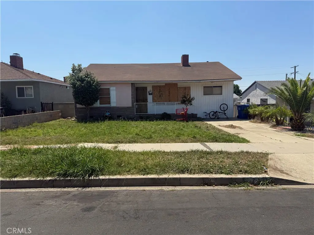 742 W 132, Gardena, CA 90247 - #1