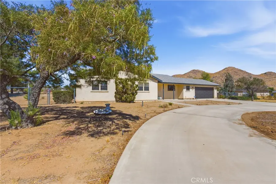 16239 Chippewa, Apple Valley, CA 92307 - #2