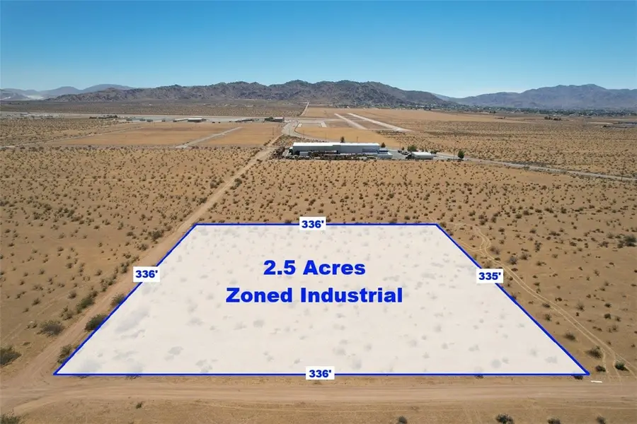 8 Falchion Road, Apple Valley, CA 92307 - #2