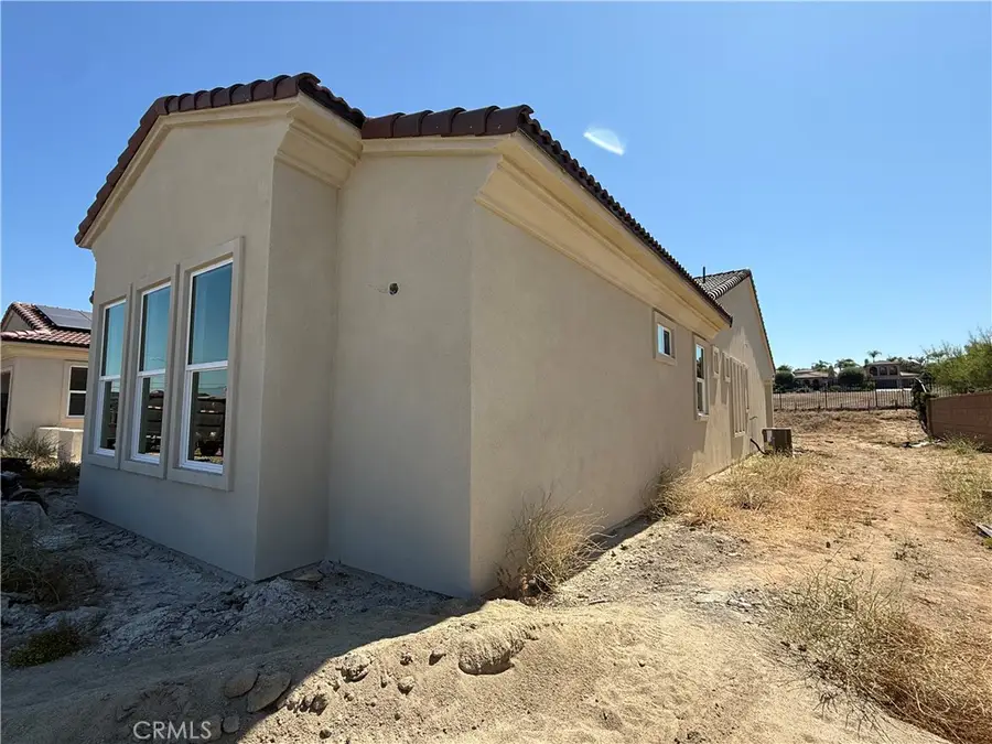 7928 Featherstone Ct, Riverside, CA 92506 - #3