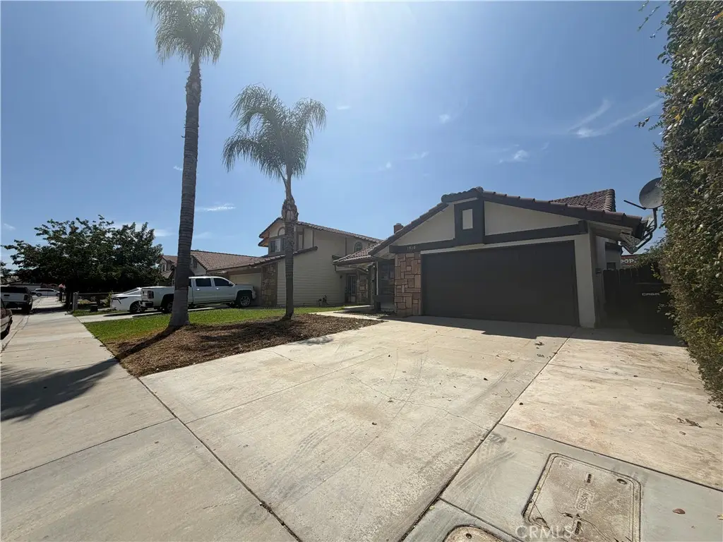 1910 Summertree Drive, Perris, CA 92571 - #1