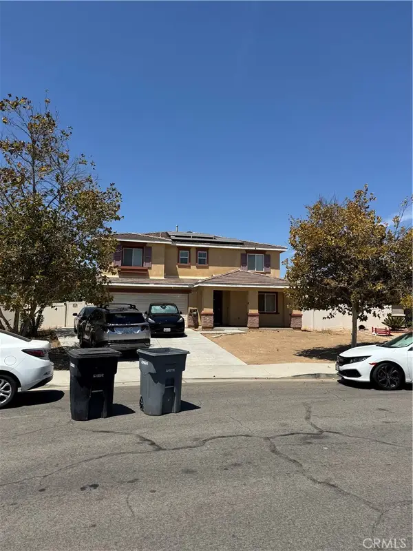 804 Amadova Drive, Perris, CA 92571
