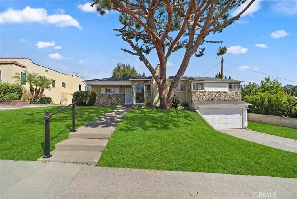 4115 W 61st, Los Angeles, CA 90043 - #1