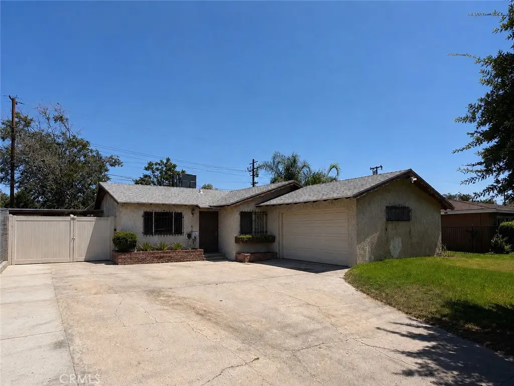 1575 Arizona, San Bernardino, CA 92411 - #1