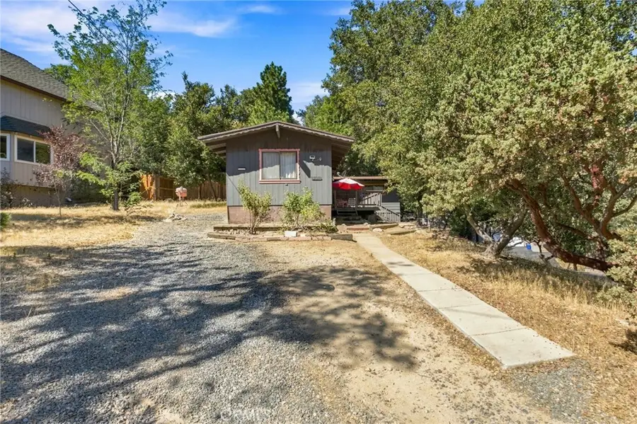 101 Weisshorn, Crestline, CA 92325 - #2
