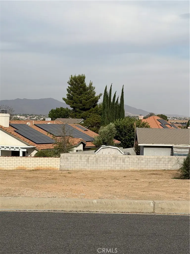 13135 Autumn Leaves, Victorville, CA 92395 - #2