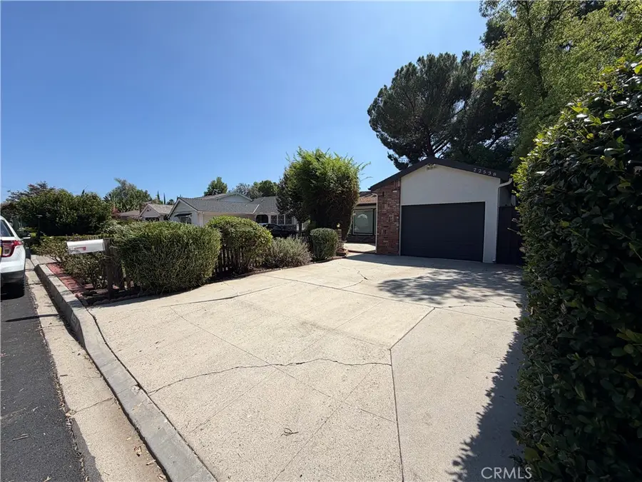 22538 Berdon Street, Woodland Hills, CA 91367 - #2