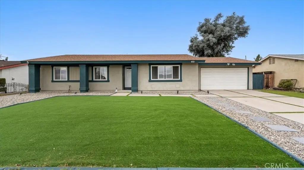 760 S Brierwood Avenue, Rialto, CA 92376 - #1