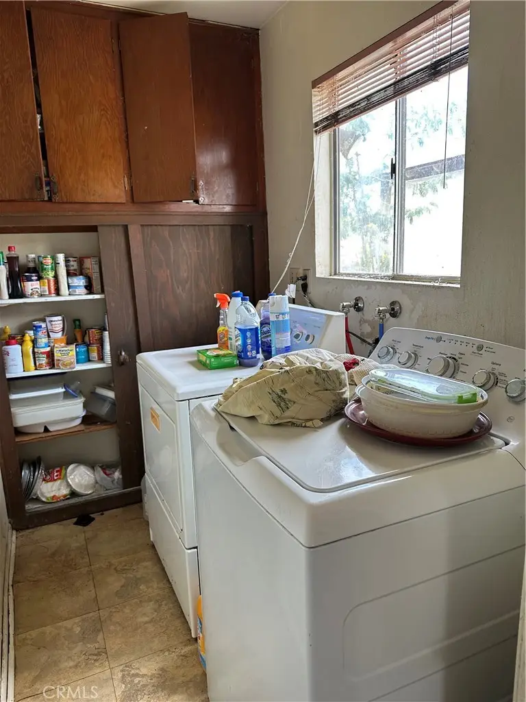 5045 N Linda Lou, Covina, CA 91724 - #3
