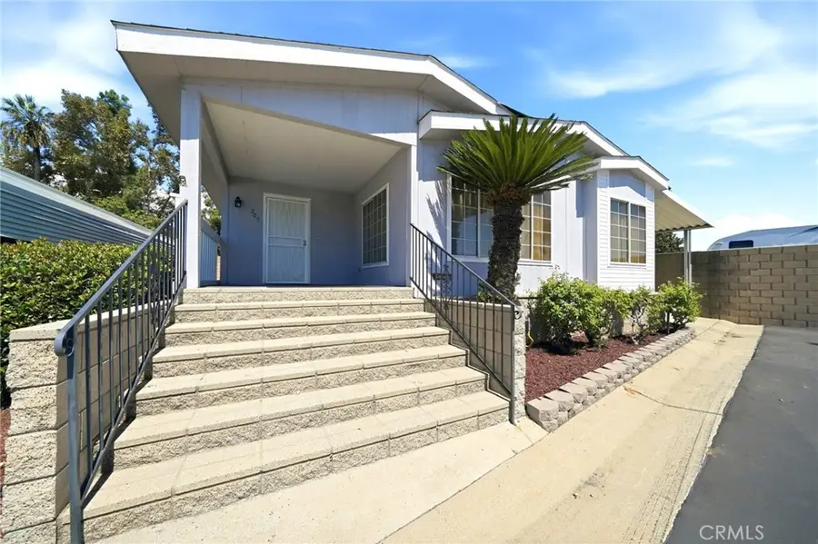 840 E Foothill #205, Azusa, CA 91702 - #3