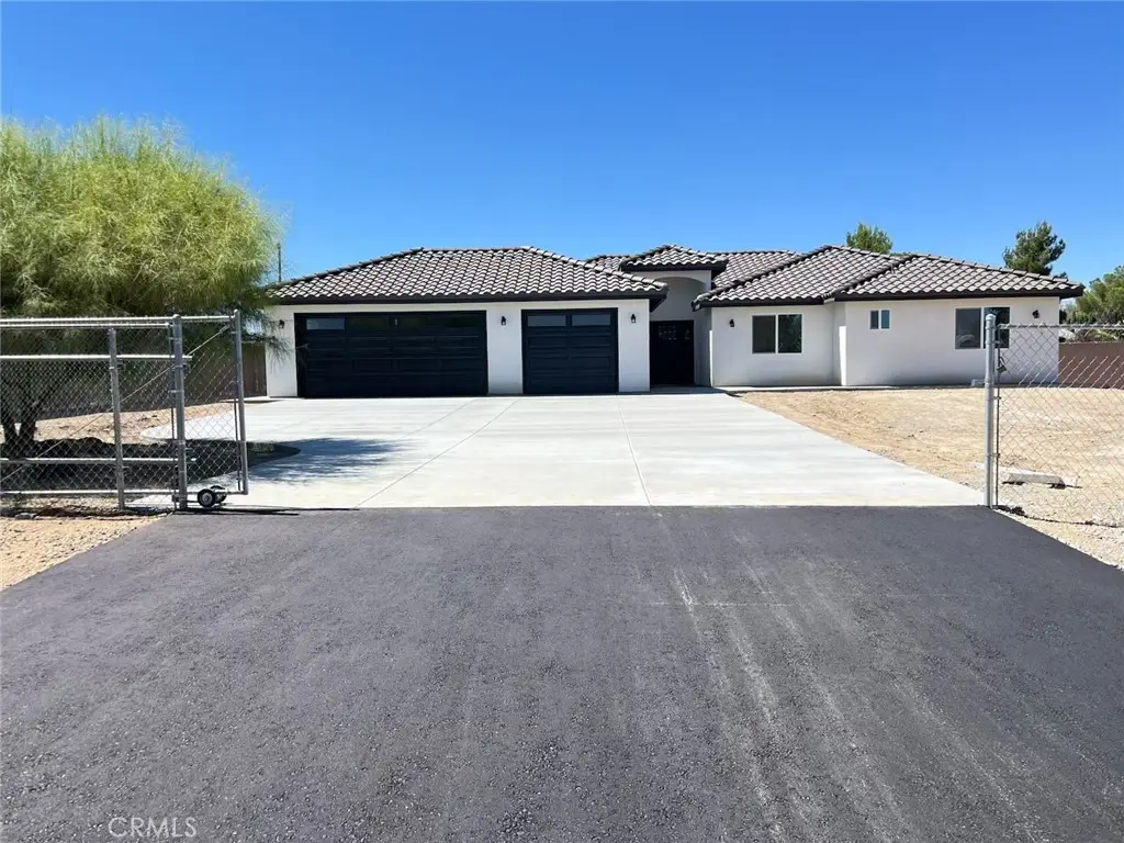 10674 Victor Avenue, Hesperia, CA 92345 - #1