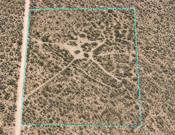 51733 New Century Road, Essex, CA 92332