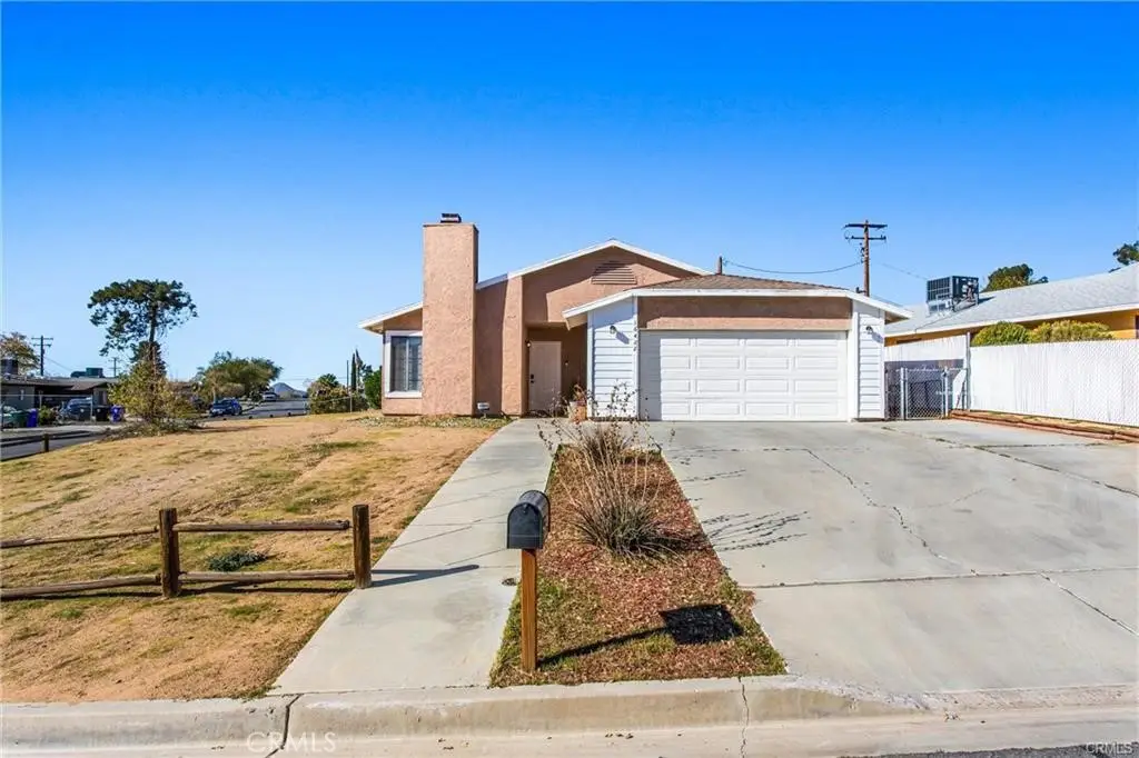 16422 Tolowa, Apple Valley, CA 92307 - #1