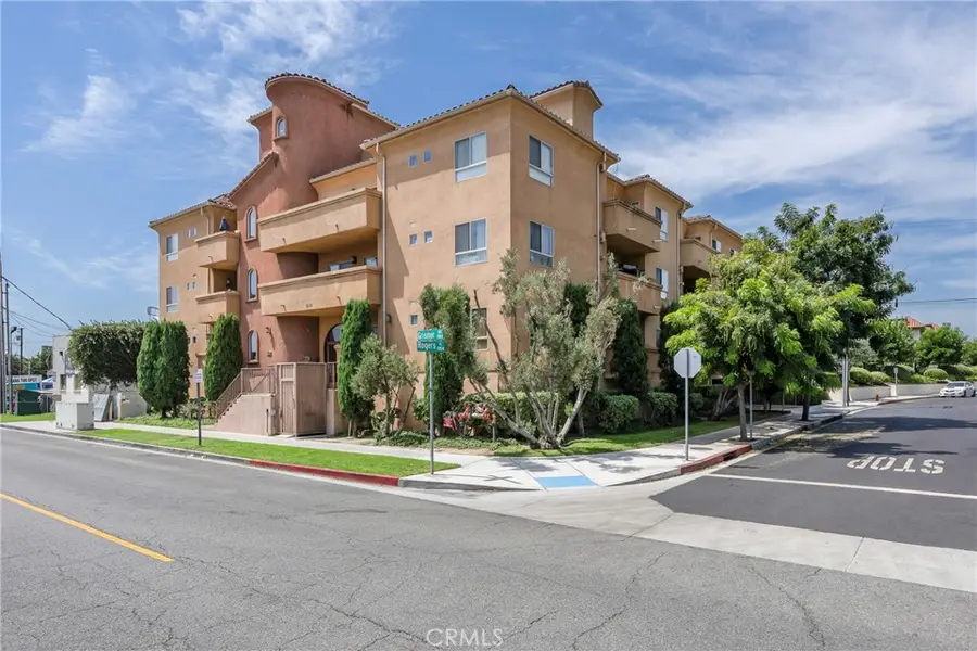 1515 Grismer #202, Burbank, CA 91504 - #2