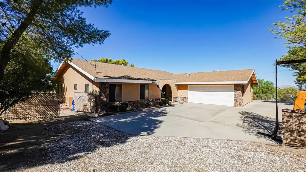 9160 Buena Vista Street, Apple Valley, CA 92308 - #1