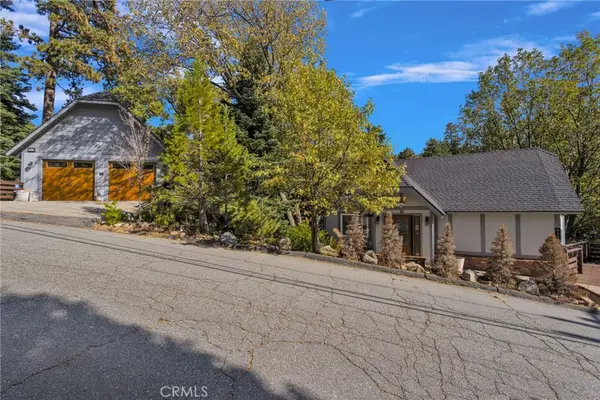 915 Trinity, Lake Arrowhead, CA 92352