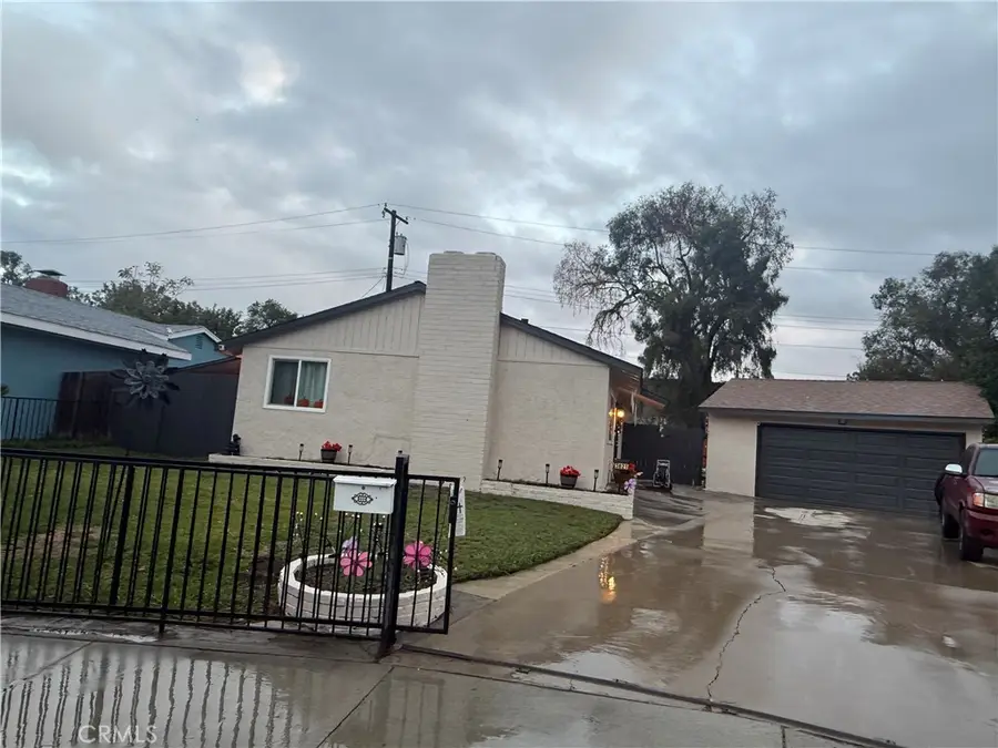 3821 Carthage, Riverside, CA 92501 - #2