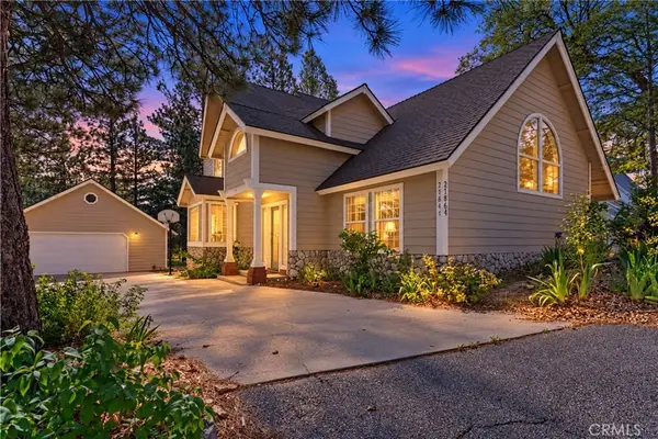 27847 St Bernard, Lake Arrowhead, CA 92352