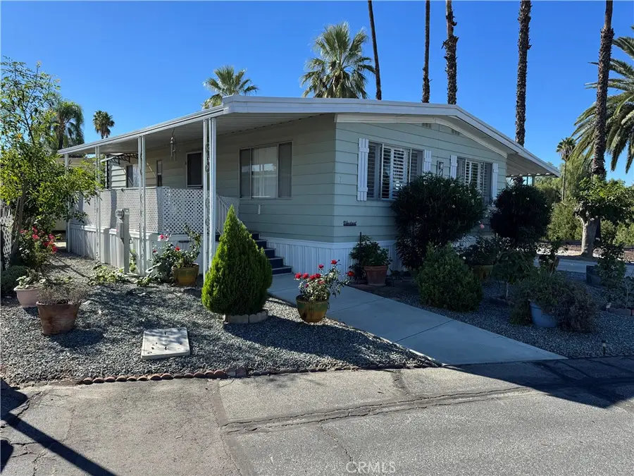 42751 East Florida Avenue #7, Hemet, CA 92544 - #2