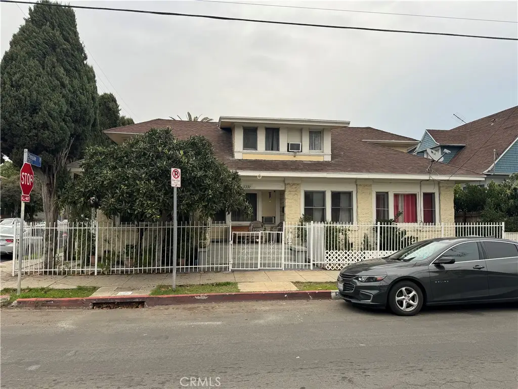 1389 W 23rd Street, Los Angeles, CA 90007 - Image #1