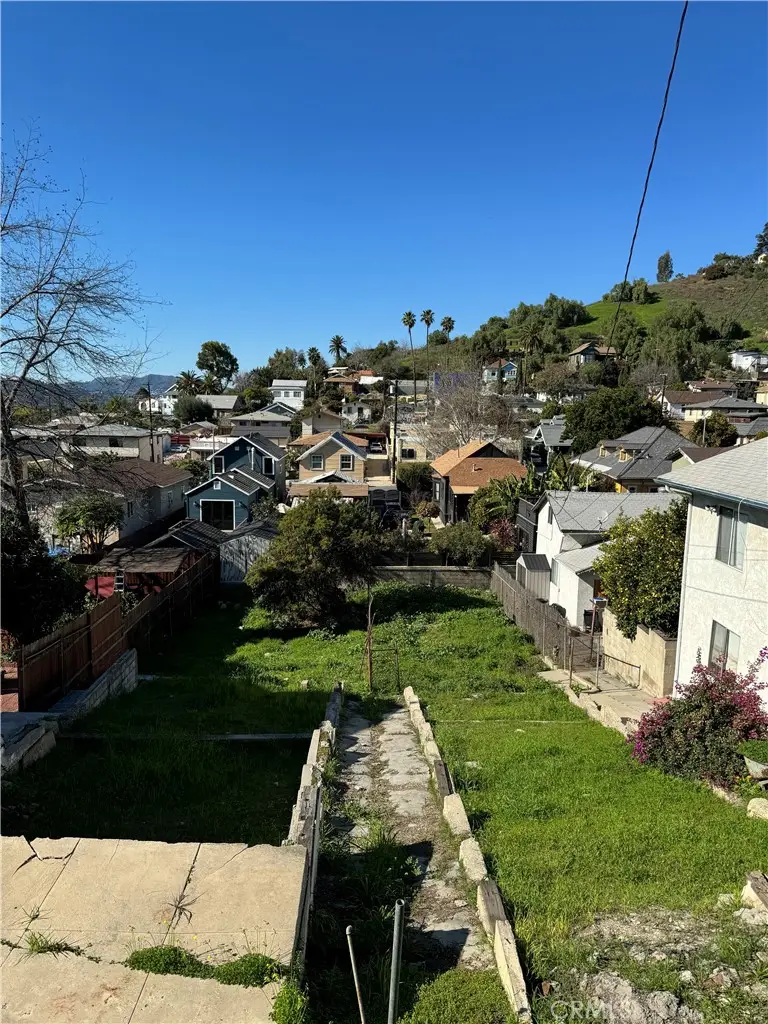 451 Clifton Street, Los Angeles, CA 90031 - Image #2