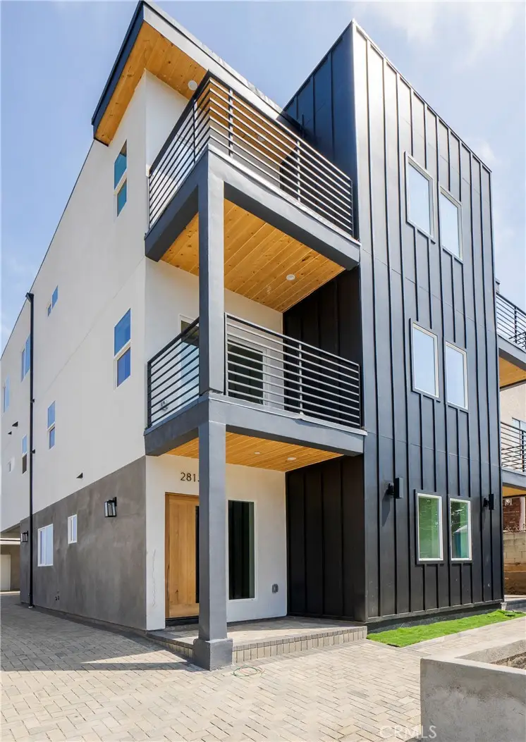 2813 E 6th Street, Los Angeles, CA 90023 - Image #1