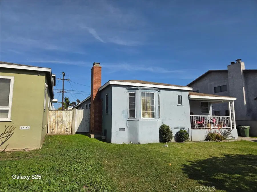 10404 S Gramercy Place, Los Angeles, CA 90047 - Image #3