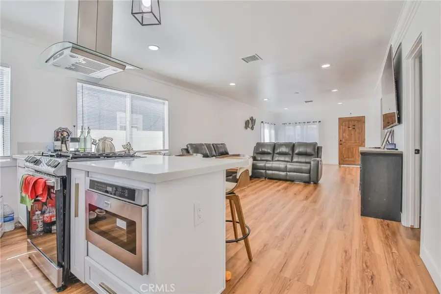 3206 W 59th Street, Los Angeles, CA 90043 - #3