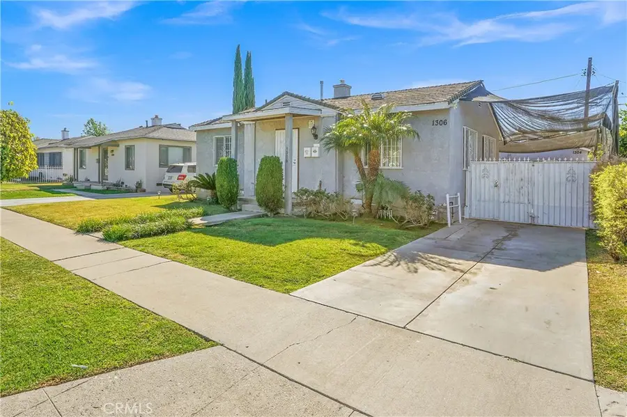 1306 E 104th Street, Los Angeles, CA 90002 - Image #3
