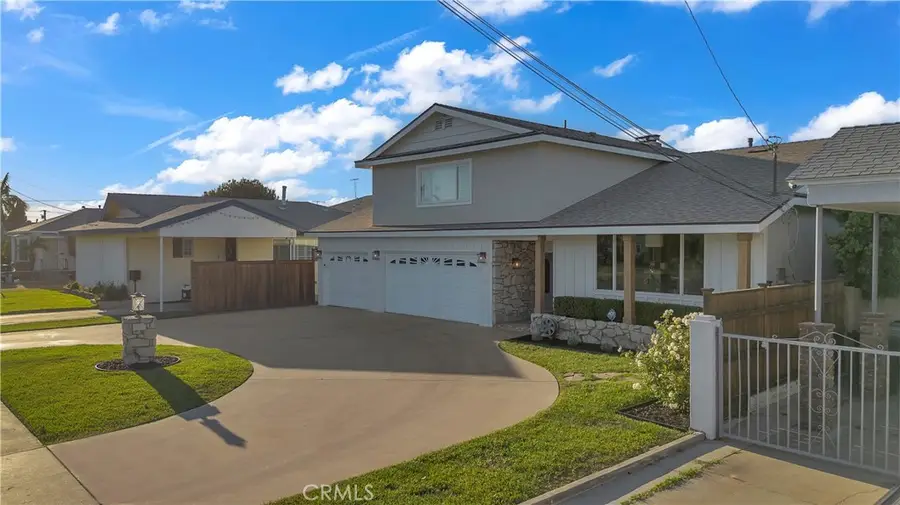 9929 Park St, Bellflower, CA 90706 - #2