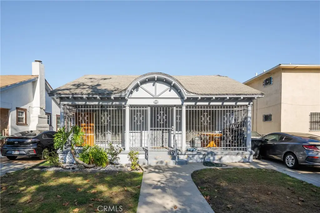 2936 Edgehill Drive, Los Angeles, CA 90018 - Image #1