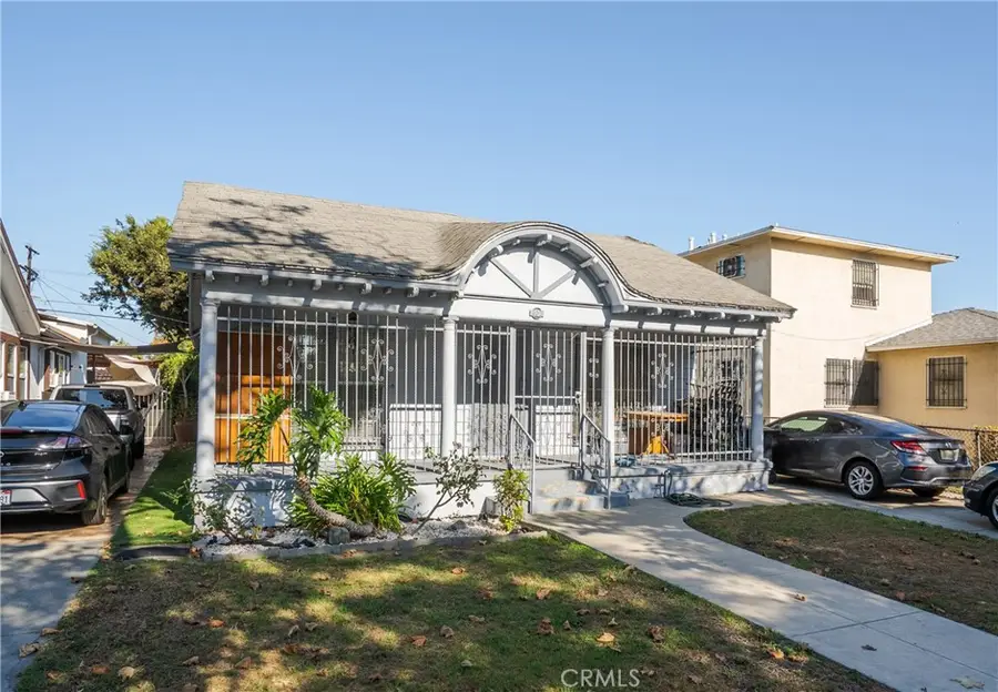 2936 Edgehill Drive, Los Angeles, CA 90018 - Image #3