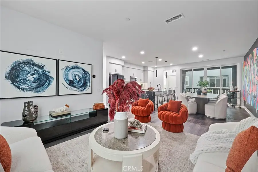 725 S Mosaic Street, Anaheim, CA 92805 - Image #2