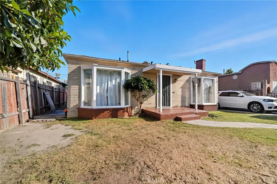 409 W Cedar St, Compton, CA 90220 - Image #2