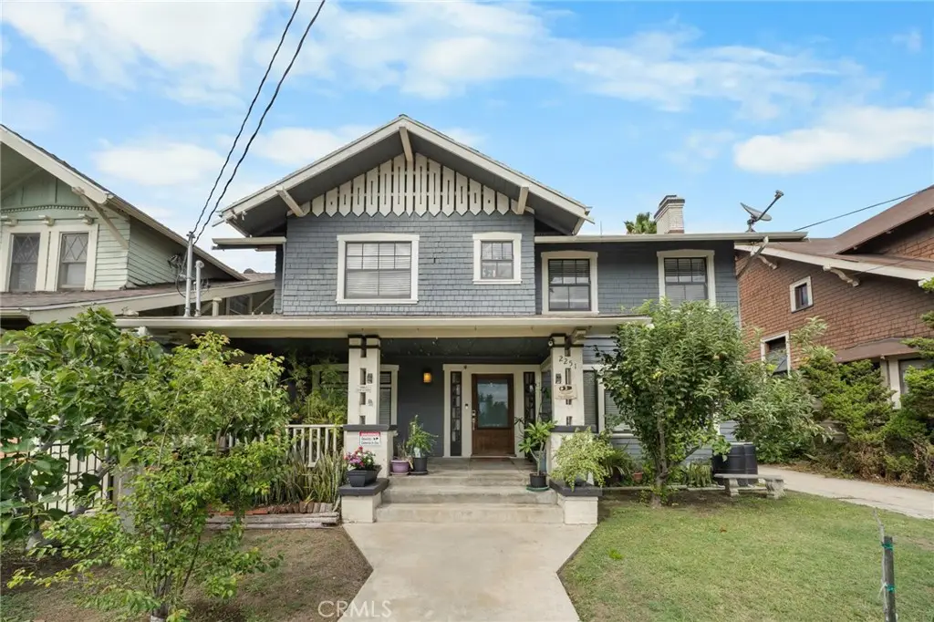 2251 Cambridge, Los Angeles, CA 90006 - #1